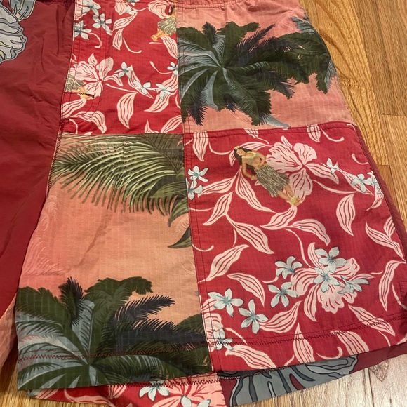Tommy Bahama Swim Trunks - Picture 4 of 7